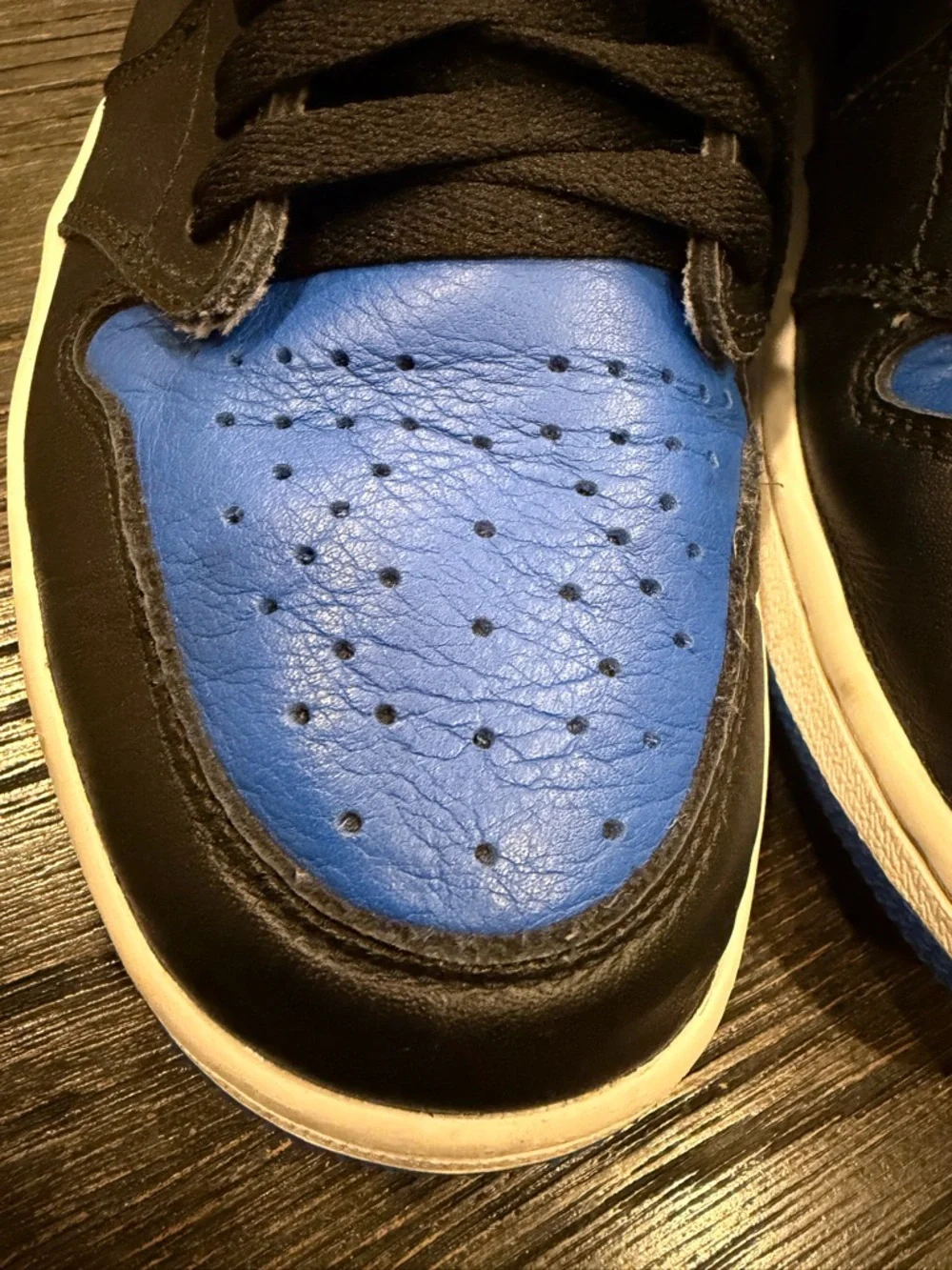 Jordan 1 Retro OG High Royal- men’s size 8.5 - Picture 5 of 11